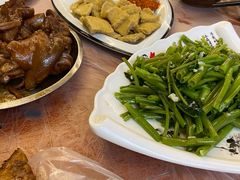 -王万妈卤猪脚(青岩交通路)