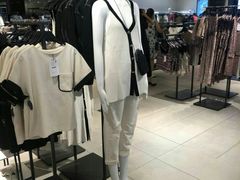 -ZARA(世贸天阶店)