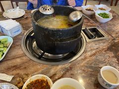 -鲁朗纳麦石锅鸡庄园
