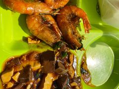 -同济大学本部学苑饮食广场