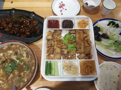 -肘子酥·天津菜·特色捞面(德云社店)
