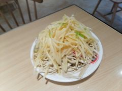 凉菜拼盘-闫家驴肉老店(华电一校店)