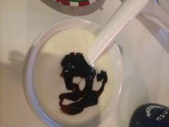 玫瑰酱酸奶-Anne猫窝咖啡屋