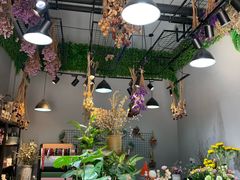 -何兮花店·气球派对鲜花店(马桥银春路万科城店)