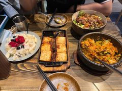 -花食间餐吧(远大购物中心群力店)