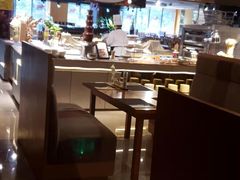 -昆山裕元花园酒店·温莎西餐厅