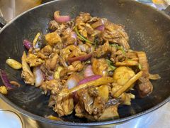 -胡须佬鸡煲四季火锅店(石厦西村直营店)