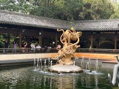 -绳金塔