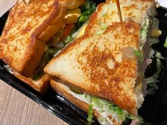 -The Habit Burger Grill 哈比特汉堡(复兴soho店)
