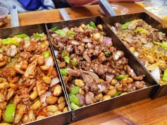 -老东镇啤酒屋海鲜加工·蒸汽海鲜·海鲜烧烤(台东店)