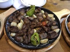 -老东镇啤酒屋海鲜加工·蒸汽海鲜·海鲜烧烤(台东店)