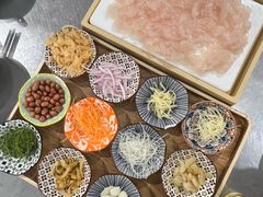 -渔顺生·顺德鱼生·粥底火锅·桑拿鸡(渔人码头店)