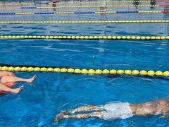 -汕头市游泳跳水馆