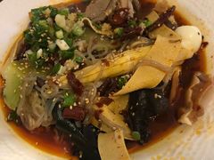 -成都你六姐·牛肉冒菜(城市集市合生汇店)