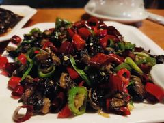 -临江餐馆二楼美食部落