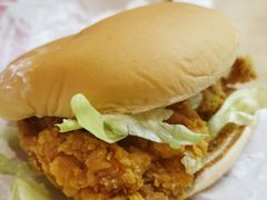 麦辣鸡腿堡-麦当劳(海岸城店)