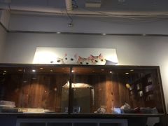 门面-吉丁鸟咖·异宠·寄养
