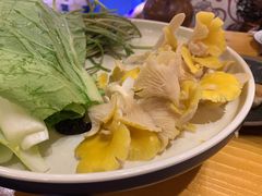 -民食香·腊排骨野生菌美食(木府店)