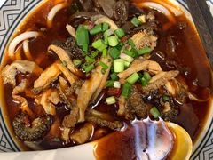 -粉吖吖·邵阳米粉(体育西路店)