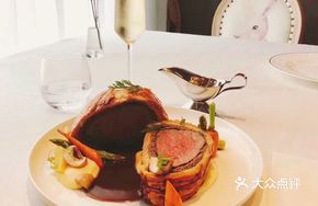 Australian Wagyu Sirloin with Seasonal Vegetables