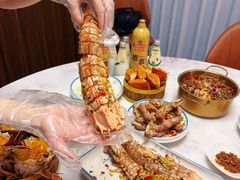 -三妹小龙虾·黄油蟹(华侨城总店)