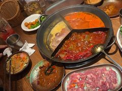-巴卤社老火锅(财富店)