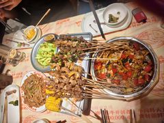 -威记烧嘢·南宁烧烤·超级生牛(绿地店)