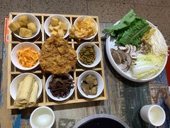 -鸡遇虾煲干锅火锅(小寨金莎店)