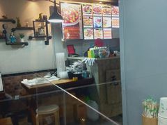 大堂-歹歹的加个面过油肉拌面