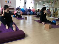 -爱尔乐美孕产瑜伽·普拉提
