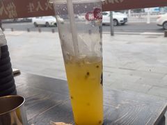-冯校长老火锅(中联广场店)