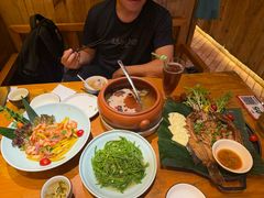 -老滇山寨•云南特色菜•地方菜•民族风情歌舞表演(金碧店)