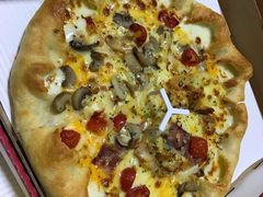 新奥尔良风情烤肉比萨-必胜客(龙泉万达店)