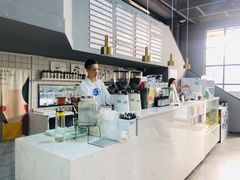 帅气的咖啡小哥哥-ADO KAFE(大学城店)