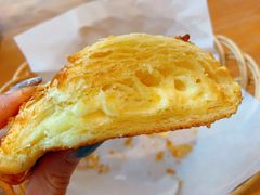 流奶黄金羊角-麦田工坊(月湖店)