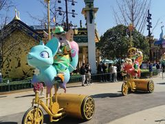 -七彩云南欢乐世界