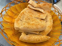 新疆马尔龙烤馕-马尔龙新疆饭店·清真(瑞景店)