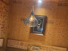-老牌坊云南鱼豆花火锅(爱建店)