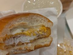 双层深海鳕鱼堡-麦当劳(龙洞店)