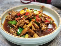 红烧青蛙-佳佳麻辣烧菜馆