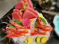 -山川小町·极番烧肉(新地假日广场店)