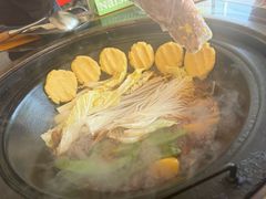 -刘淑芬·活鱼铁锅炖(北京首店)