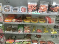 -全家便利店(沪太路三店)