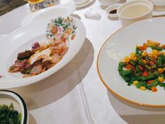 -聚春园自助餐厅(东街口店)