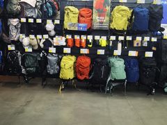 -迪卡侬(顺峰山店)