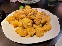 -大头虾越式风味餐厅(光明广场店)