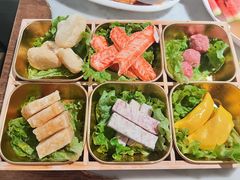 -尚尚仙·酸汤猪手·猪肚鸡火锅(华联万柳购物中心店)