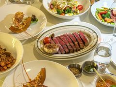 -MONICH牛排融合餐厅(和义大道购物中心店)