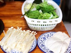 -苗家恒灵酸汤鱼-跳水牛肉连锁店(凯里总店)