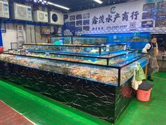 -新鸿港水果市场